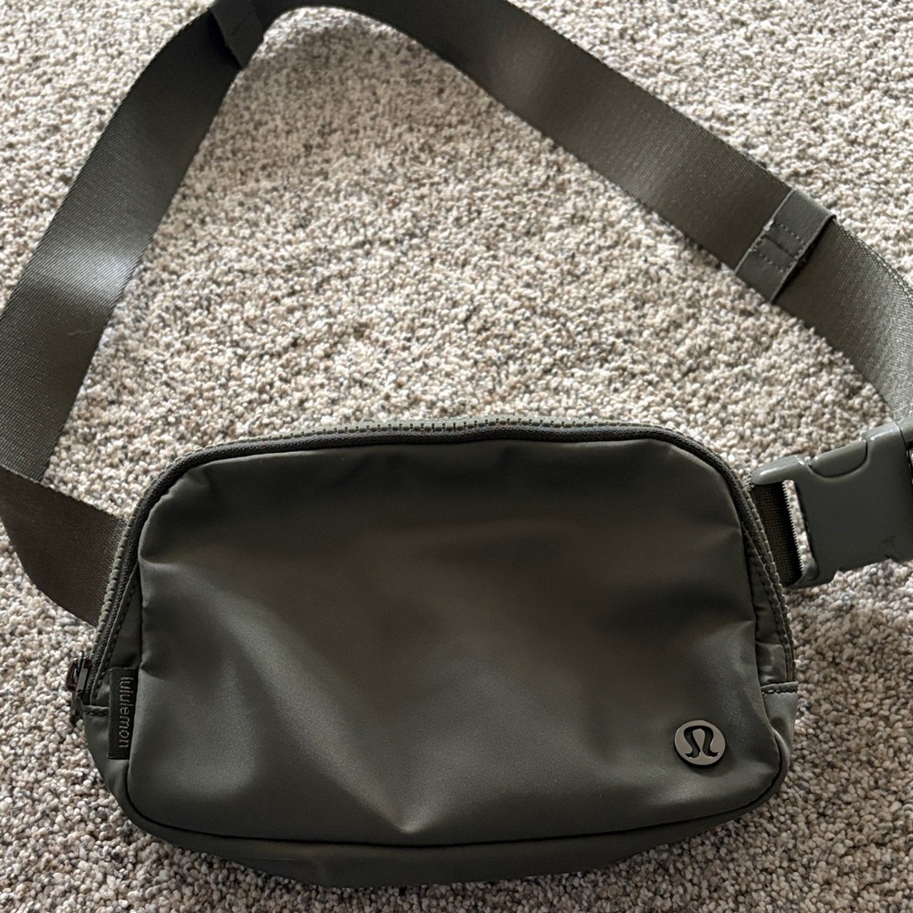 lululemon athletica olive green Crossbody Bag
